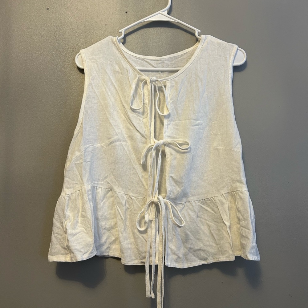 SHEIN White Tie-Front Sleeveless Blouse
